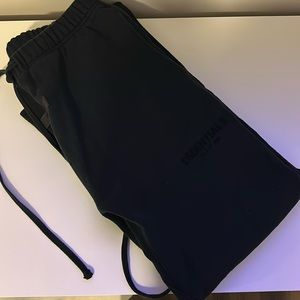 Fear of God - Essentials straight leg sweats